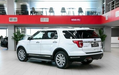 Ford Explorer VI, 2018 год, 2 590 000 рублей, 4 фотография