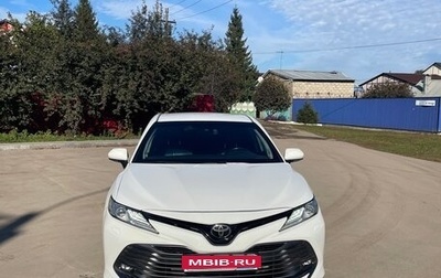 Toyota Camry, 2018 год, 2 570 000 рублей, 1 фотография