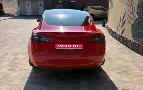 Tesla Model 3 I, 2018 год, 2 400 000 рублей, 1 фотография
