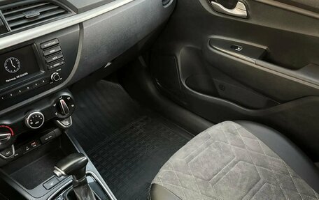 KIA Rio IV, 2017 год, 1 290 000 рублей, 12 фотография