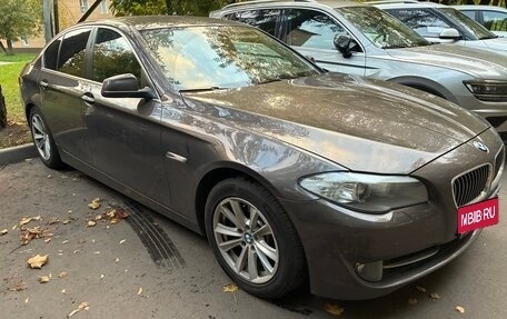 BMW 5 серия, 2012 год, 2 600 000 рублей, 2 фотография