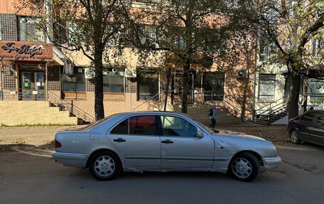 Mercedes-Benz E-Класс, 1997 год, 175 000 рублей, 4 фотография
