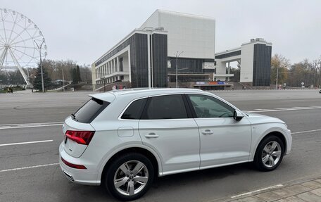 Audi Q5, 2019 год, 3 400 000 рублей, 4 фотография