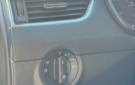 Skoda Octavia, 2017 год, 1 600 000 рублей, 17 фотография