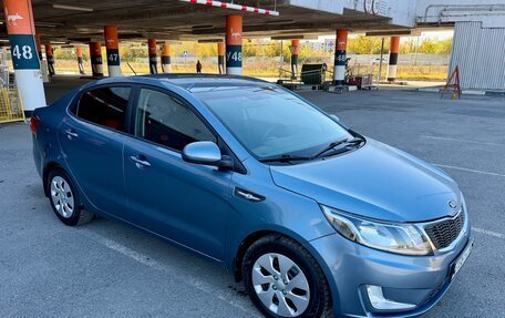 KIA Rio III рестайлинг, 2013 год, 780 000 рублей, 3 фотография