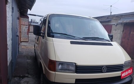 Volkswagen Transporter T4, 2003 год, 820 000 рублей, 2 фотография