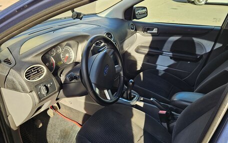 Ford Focus II рестайлинг, 2005 год, 380 000 рублей, 15 фотография