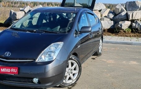 Toyota Prius, 2007 год, 750 000 рублей, 1 фотография
