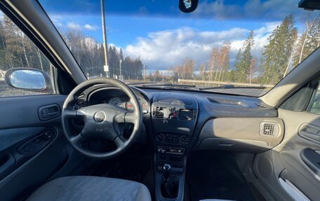 Nissan Almera, 2001 год, 155 000 рублей, 9 фотография