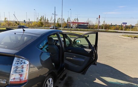 Toyota Prius, 2007 год, 750 000 рублей, 3 фотография