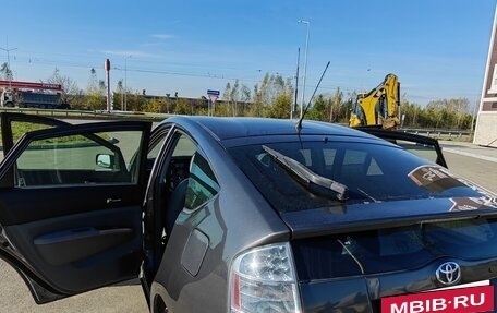 Toyota Prius, 2007 год, 750 000 рублей, 10 фотография
