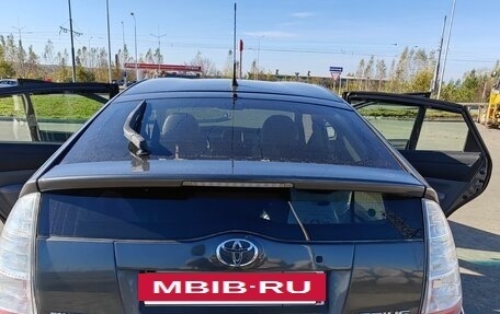 Toyota Prius, 2007 год, 750 000 рублей, 11 фотография