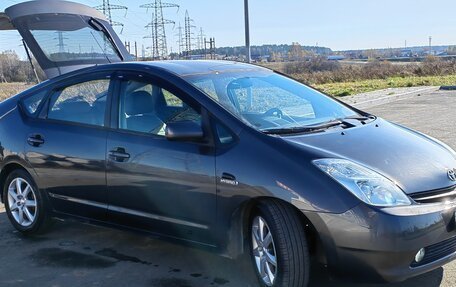 Toyota Prius, 2007 год, 750 000 рублей, 26 фотография