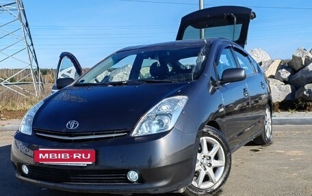 Toyota Prius, 2007 год, 750 000 рублей, 28 фотография