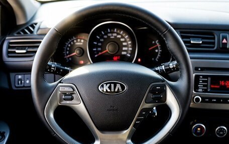 KIA Rio III рестайлинг, 2016 год, 985 000 рублей, 9 фотография