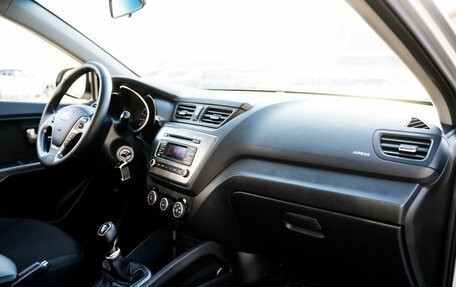 KIA Rio III рестайлинг, 2016 год, 985 000 рублей, 25 фотография