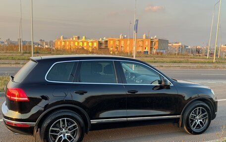 Volkswagen Touareg III, 2015 год, 2 650 000 рублей, 4 фотография