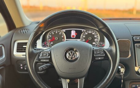 Volkswagen Touareg III, 2015 год, 2 650 000 рублей, 11 фотография