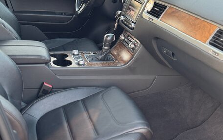 Volkswagen Touareg III, 2015 год, 2 650 000 рублей, 14 фотография