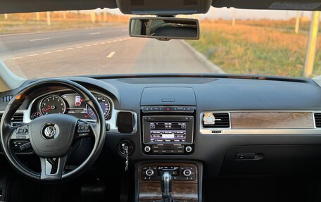 Volkswagen Touareg III, 2015 год, 2 650 000 рублей, 12 фотография