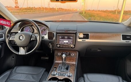Volkswagen Touareg III, 2015 год, 2 650 000 рублей, 16 фотография