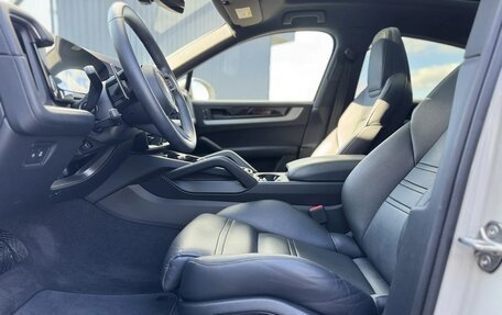 Porsche Cayenne III, 2025 год, 16 890 000 рублей, 8 фотография