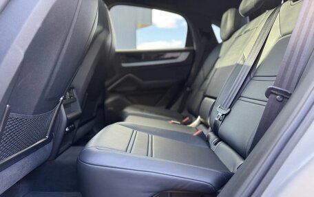 Porsche Cayenne III, 2025 год, 16 890 000 рублей, 18 фотография