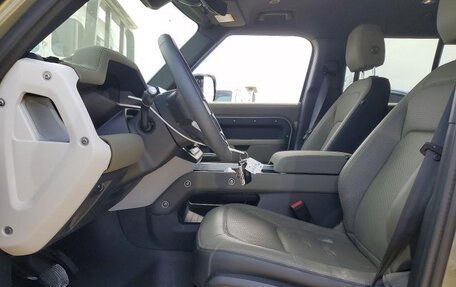Land Rover Defender II, 2025 год, 7 400 000 рублей, 7 фотография