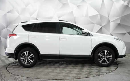 Toyota RAV4, 2017 год, 2 350 000 рублей, 4 фотография