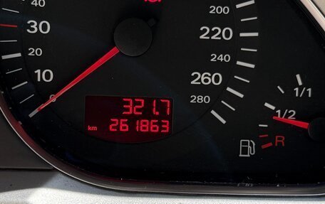 Audi A6, 2006 год, 700 000 рублей, 14 фотография