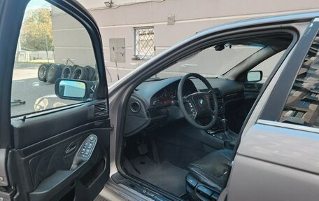 BMW 5 серия, 2000 год, 360 000 рублей, 17 фотография