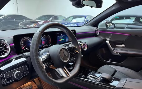 Mercedes-Benz A-Класс, 2023 год, 1 990 000 рублей, 13 фотография