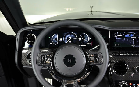 Rolls-Royce Cullinan, 2025 год, 63 000 000 рублей, 30 фотография