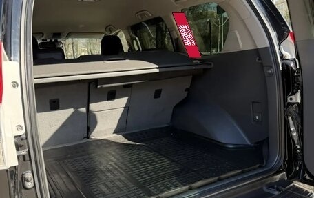 Toyota Land Cruiser Prado 150 рестайлинг 2, 2012 год, 2 950 000 рублей, 5 фотография