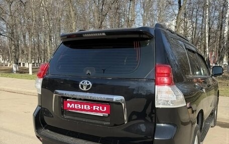 Toyota Land Cruiser Prado 150 рестайлинг 2, 2012 год, 2 950 000 рублей, 4 фотография