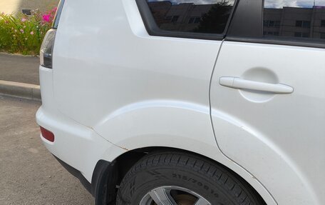 Mitsubishi Outlander III рестайлинг 3, 2011 год, 1 050 000 рублей, 7 фотография