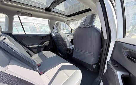 Toyota RAV4, 2025 год, 4 450 800 рублей, 6 фотография
