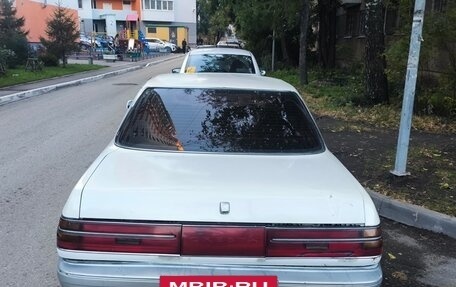 Toyota Cresta, 1991 год, 400 000 рублей, 5 фотография