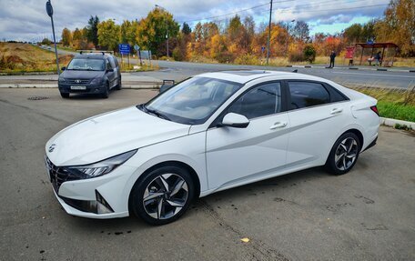 Hyundai Elantra, 2021 год, 2 030 000 рублей, 8 фотография
