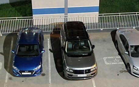 Land Rover Range Rover IV рестайлинг, 2016 год, 3 750 000 рублей, 10 фотография
