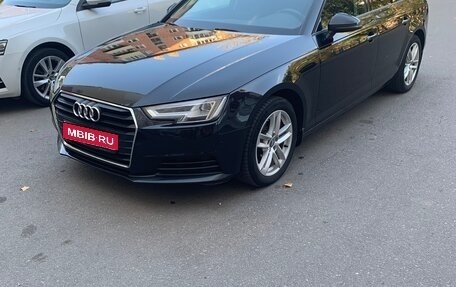 Audi A4, 2017 год, 1 990 000 рублей, 1 фотография