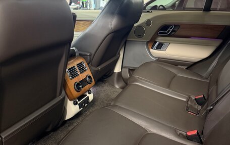 Land Rover Range Rover IV рестайлинг, 2018 год, 6 290 000 рублей, 8 фотография