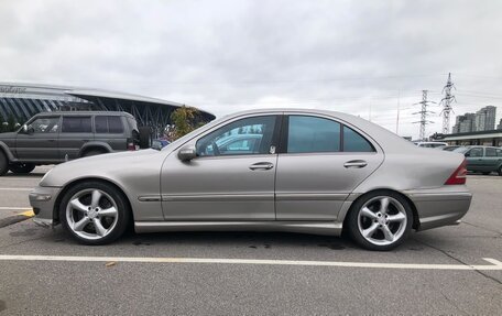 Mercedes-Benz C-Класс, 2005 год, 549 000 рублей, 2 фотография