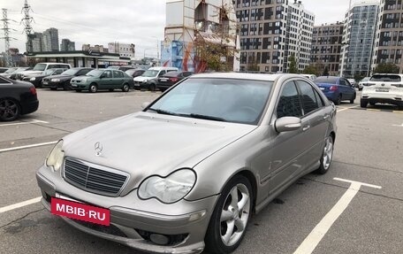 Mercedes-Benz C-Класс, 2005 год, 549 000 рублей, 7 фотография