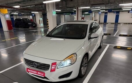 Volvo S60 III, 2012 год, 1 350 000 рублей, 2 фотография