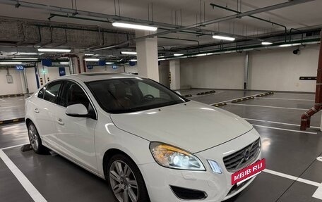 Volvo S60 III, 2012 год, 1 350 000 рублей, 4 фотография
