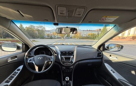 Hyundai Solaris II рестайлинг, 2016 год, 1 255 555 рублей, 11 фотография