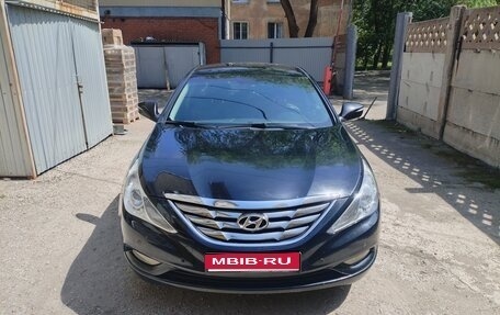 Hyundai Sonata VI, 2010 год, 1 150 000 рублей, 1 фотография