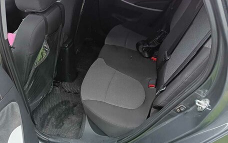 Hyundai Solaris II рестайлинг, 2013 год, 890 000 рублей, 4 фотография