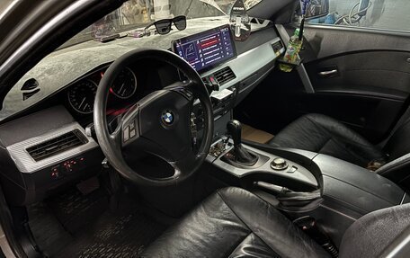 BMW 5 серия, 2004 год, 800 000 рублей, 6 фотография